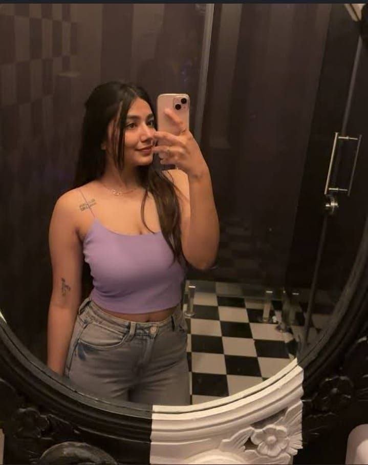 Call Girls in Chanakyapuri ꧁❤️ 9220134599 ❤️꧂ Escort Service
